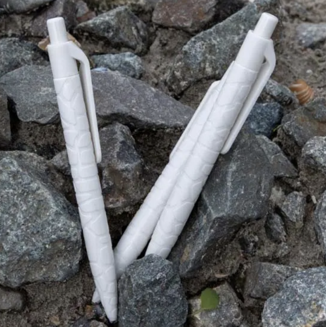 LINEA STONE - Penna realizzata in parte con scarti edili