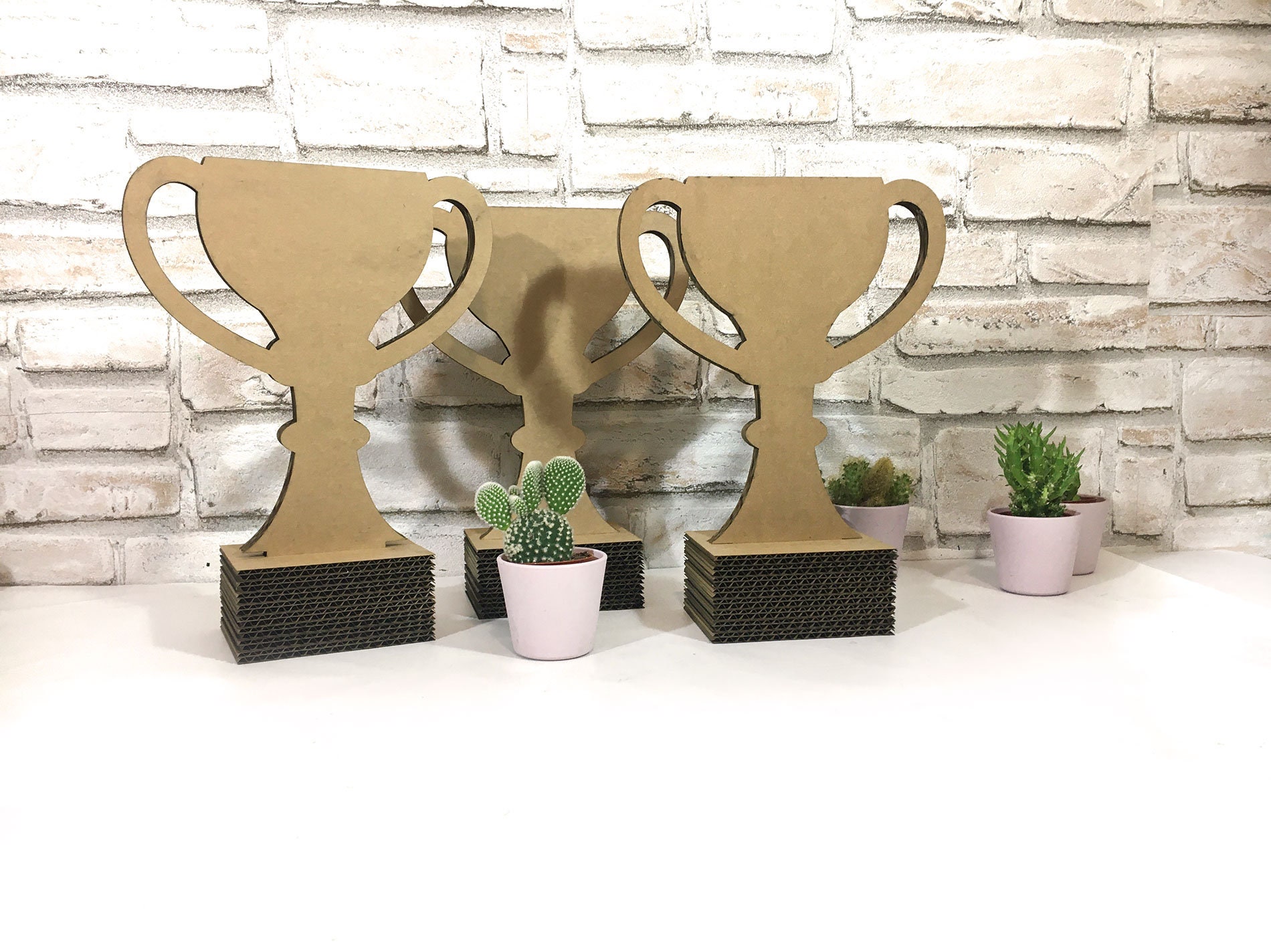 Coppa trofeo in cartone ondulato ecosostenibile - immagine 4