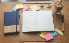Block Notes Con Penna Ecosotenibile In Scatola Kraft