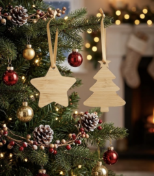Cartolina Di Natale In Compensato Di Bambù Con Decorazione Natalizia Asportabile E Nastro Dorato.